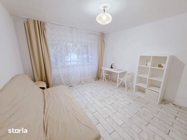 Sala Palatului, garsoniera parter/8, mobilat, utilat.