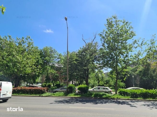 Sala Palatului, garsoniera parter/8, mobilat, utilat.