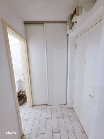 Sala Palatului, garsoniera parter/8, mobilat, utilat.
